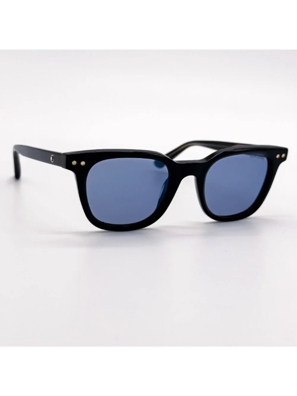 NWT Montblanc MB0320S 005 Blue Transition Lenses Sunglasses